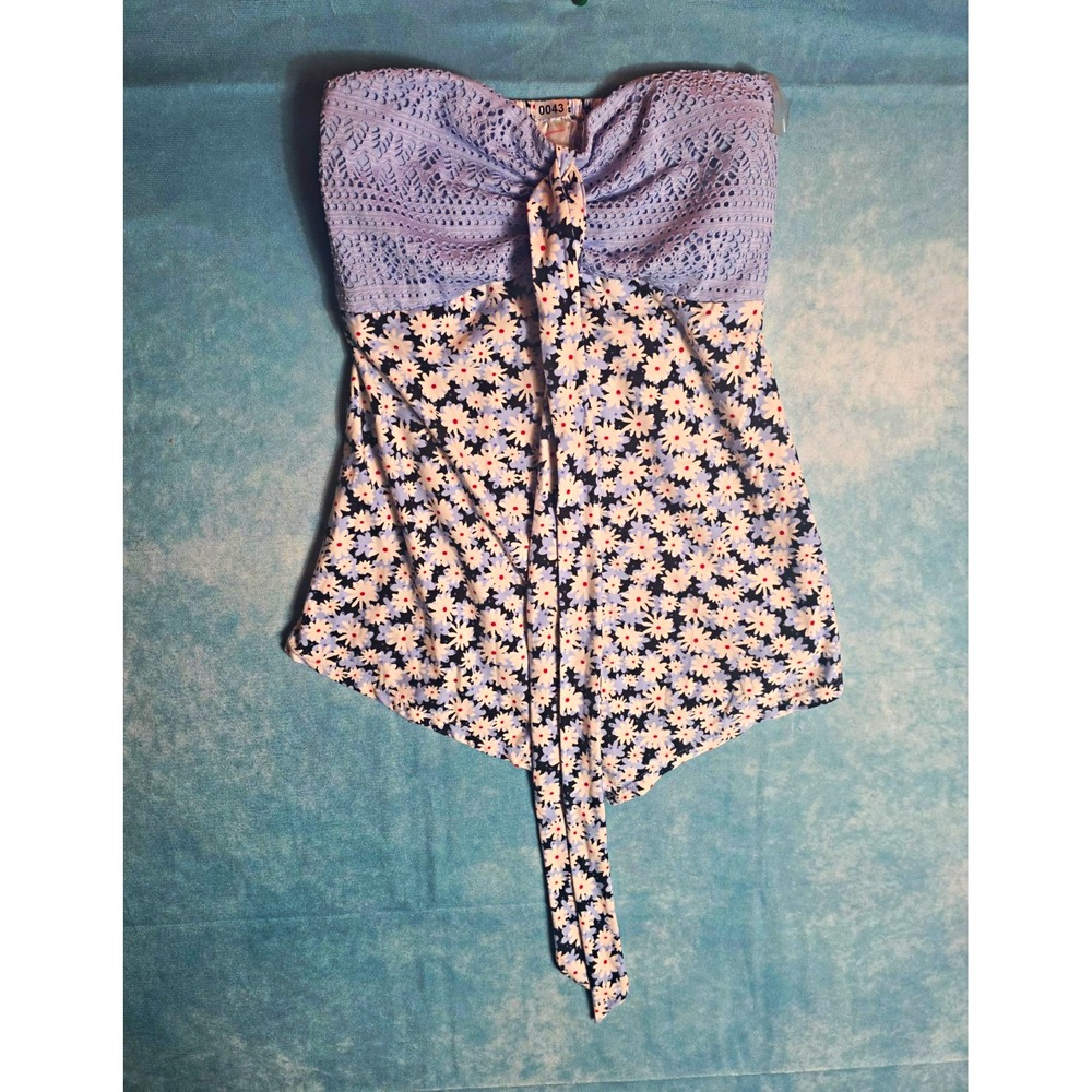 No Boundaries Juniors XS Strapless Blue/White Floral Lace Smocked Romper